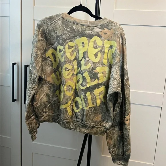 Kasey Musgraves Deeper Well World Tour Crew neck sweatshirt - Picture 3 of 3